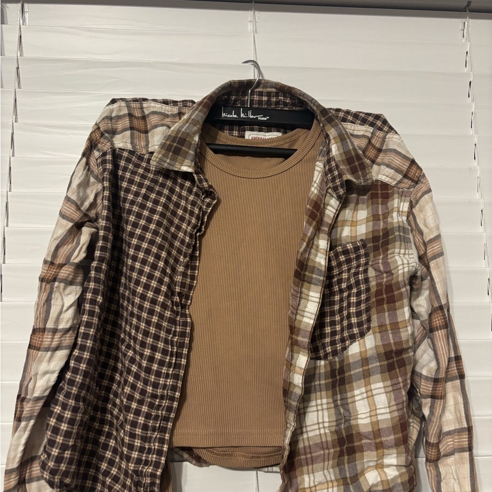 American Eagle Outfitters Brown Plaid flannel cropped